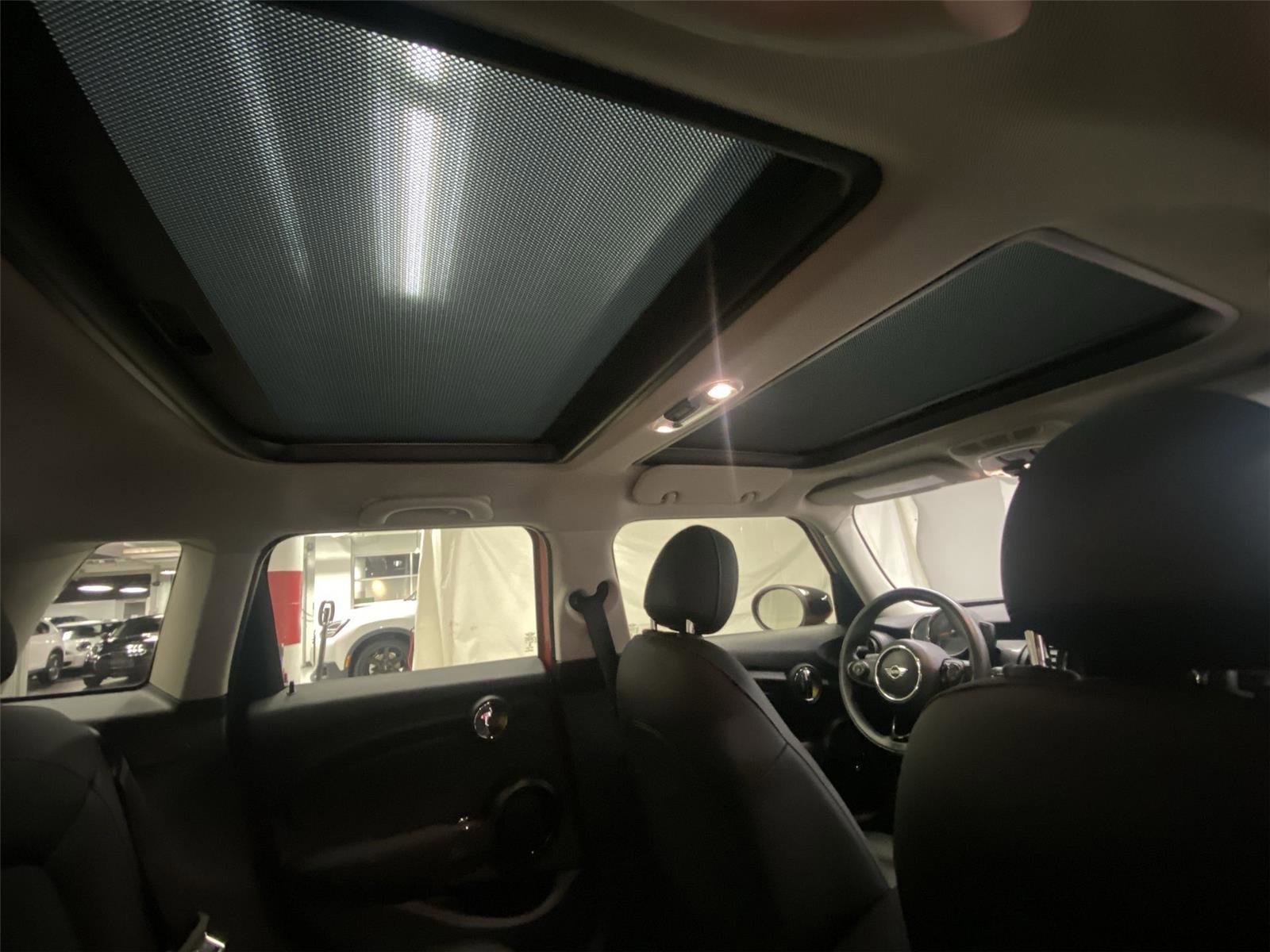 Used 2020 MINI Cooper 4-Door Hardtop FWD image 20