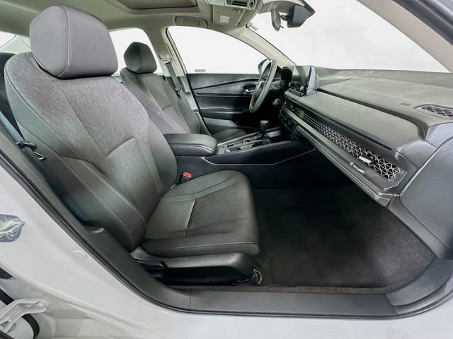 Certified 2024 Honda Accord EX image 7