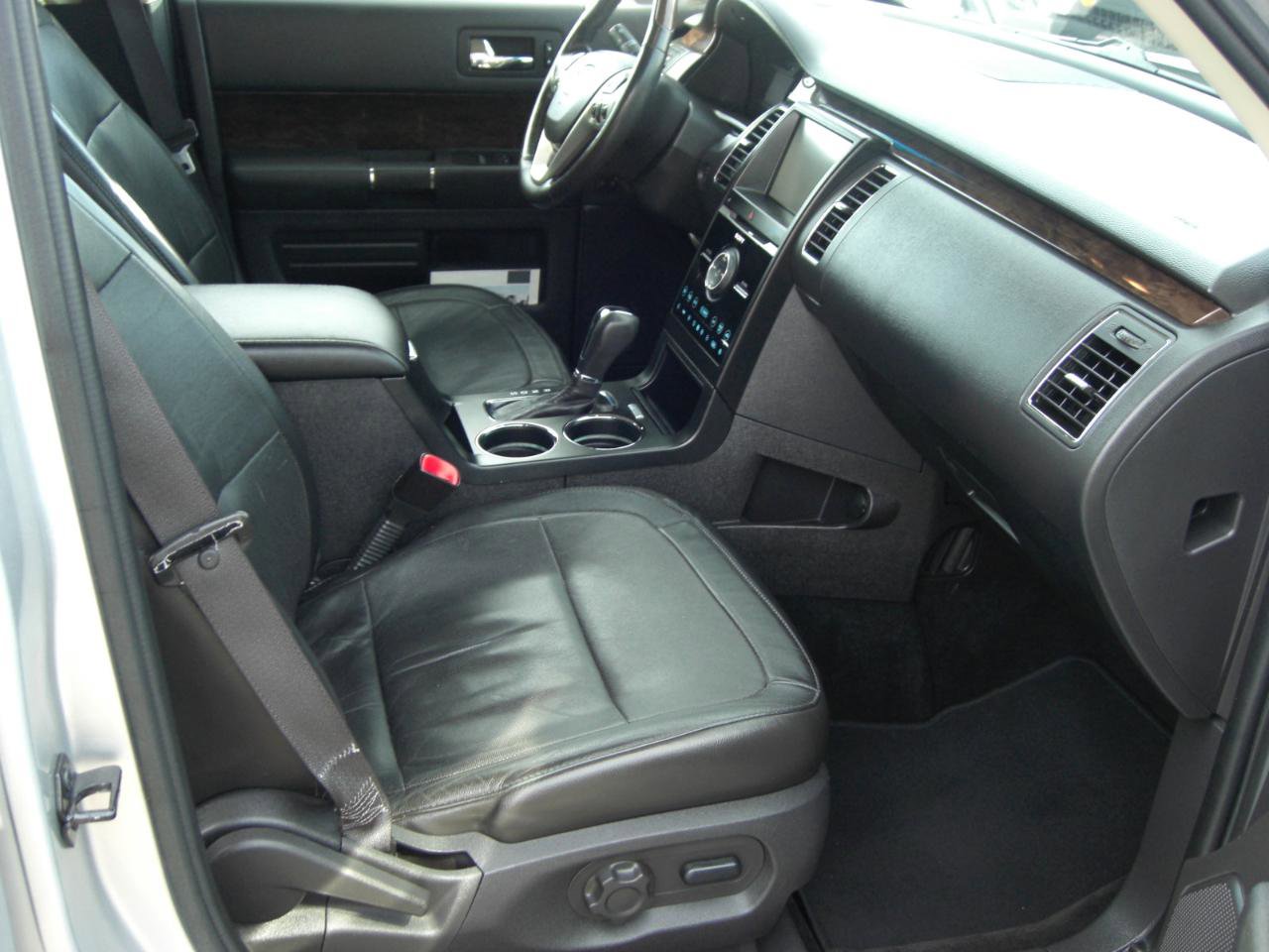 Used 2013 Ford Flex Limited image 17