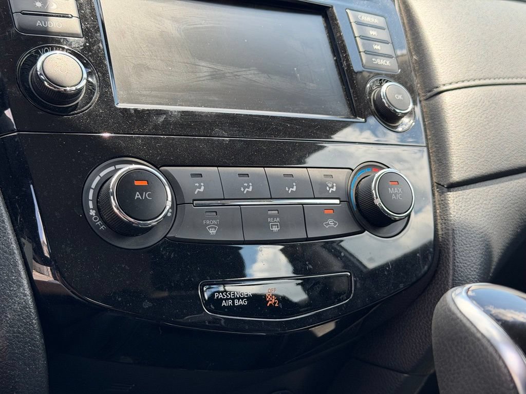 Used 2018 Nissan Rogue S FWD image 25