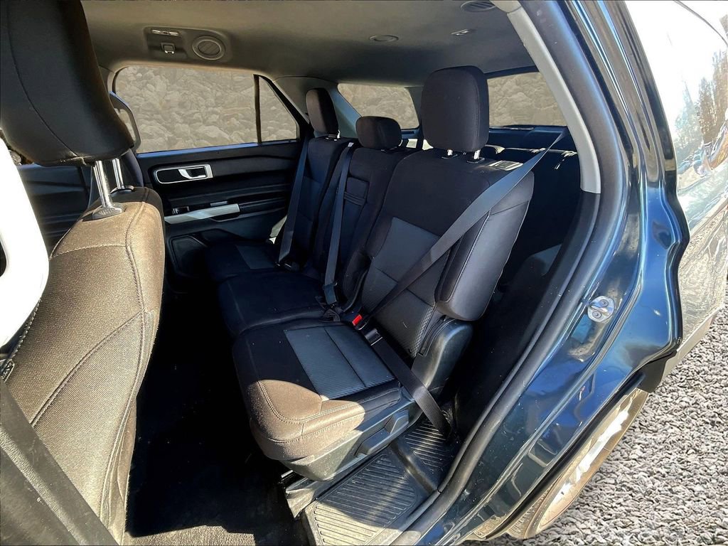 Used 2023 Ford Explorer XLT image 22