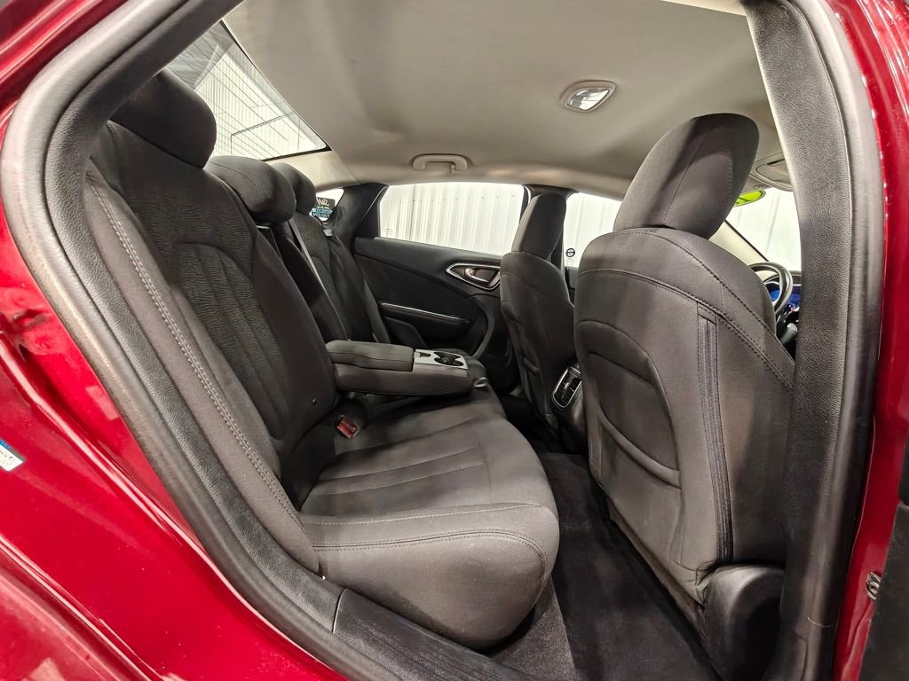 Used 2015 Chrysler 200 Limited w/ Comfort Group image 20