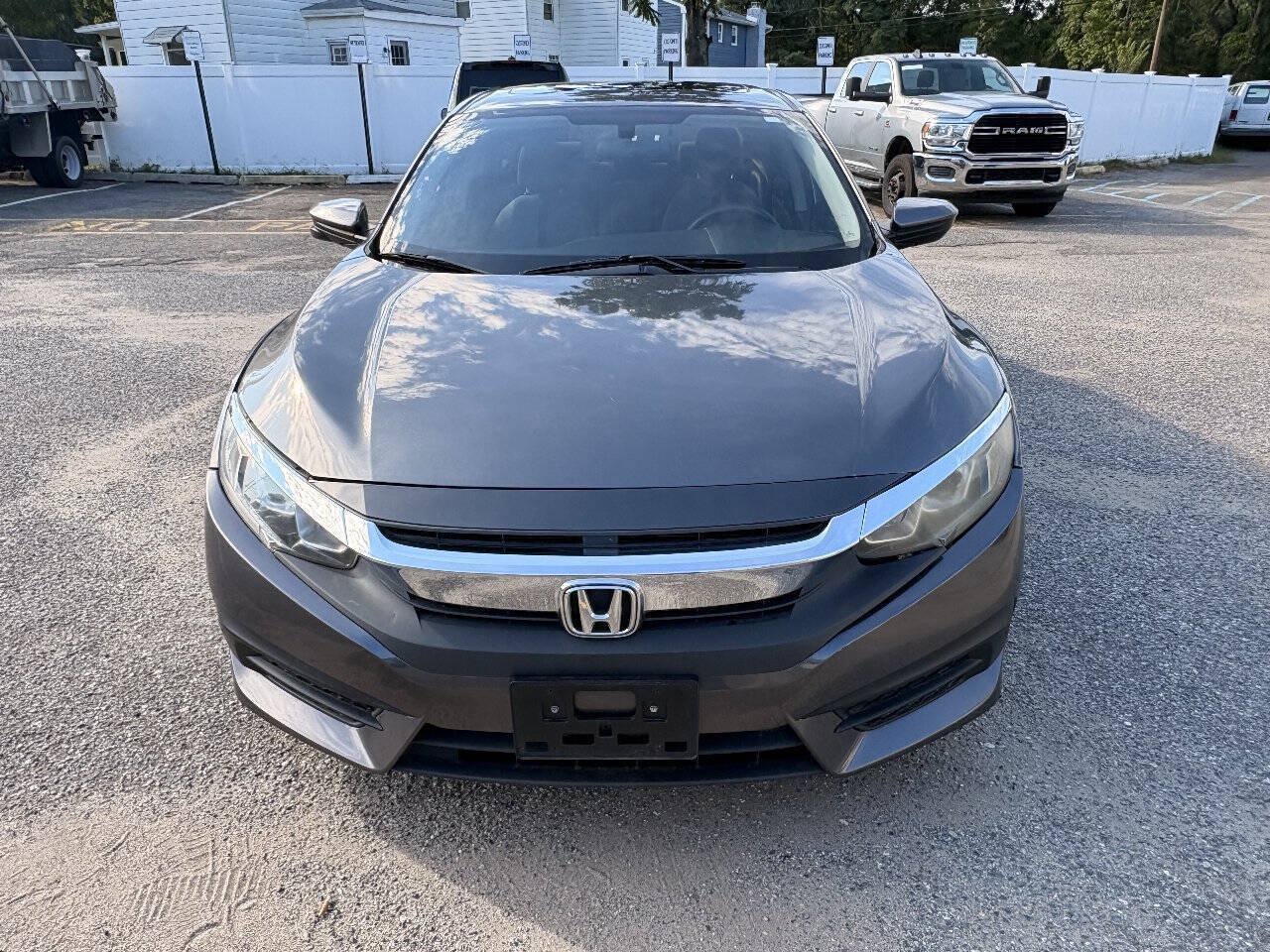 Used 2018 Honda Civic EX image 3