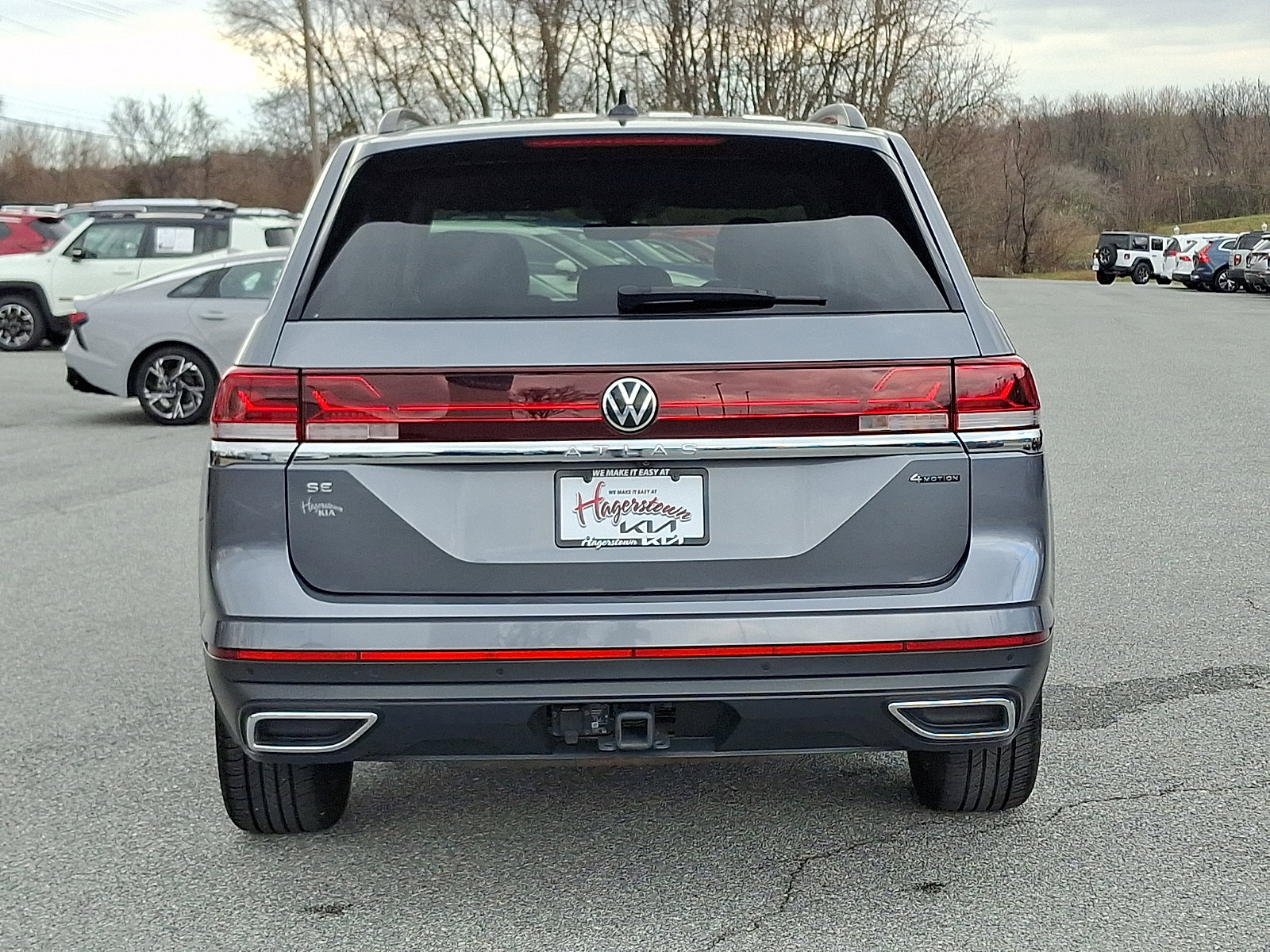 Used 2024 Volkswagen Atlas SE image 5