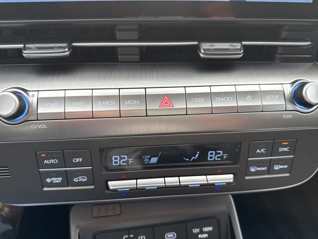 Certified 2024 Hyundai Kona SE image 13