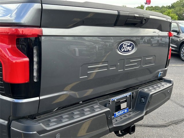 New 2025 Ford F150 Lightning XLT image 5