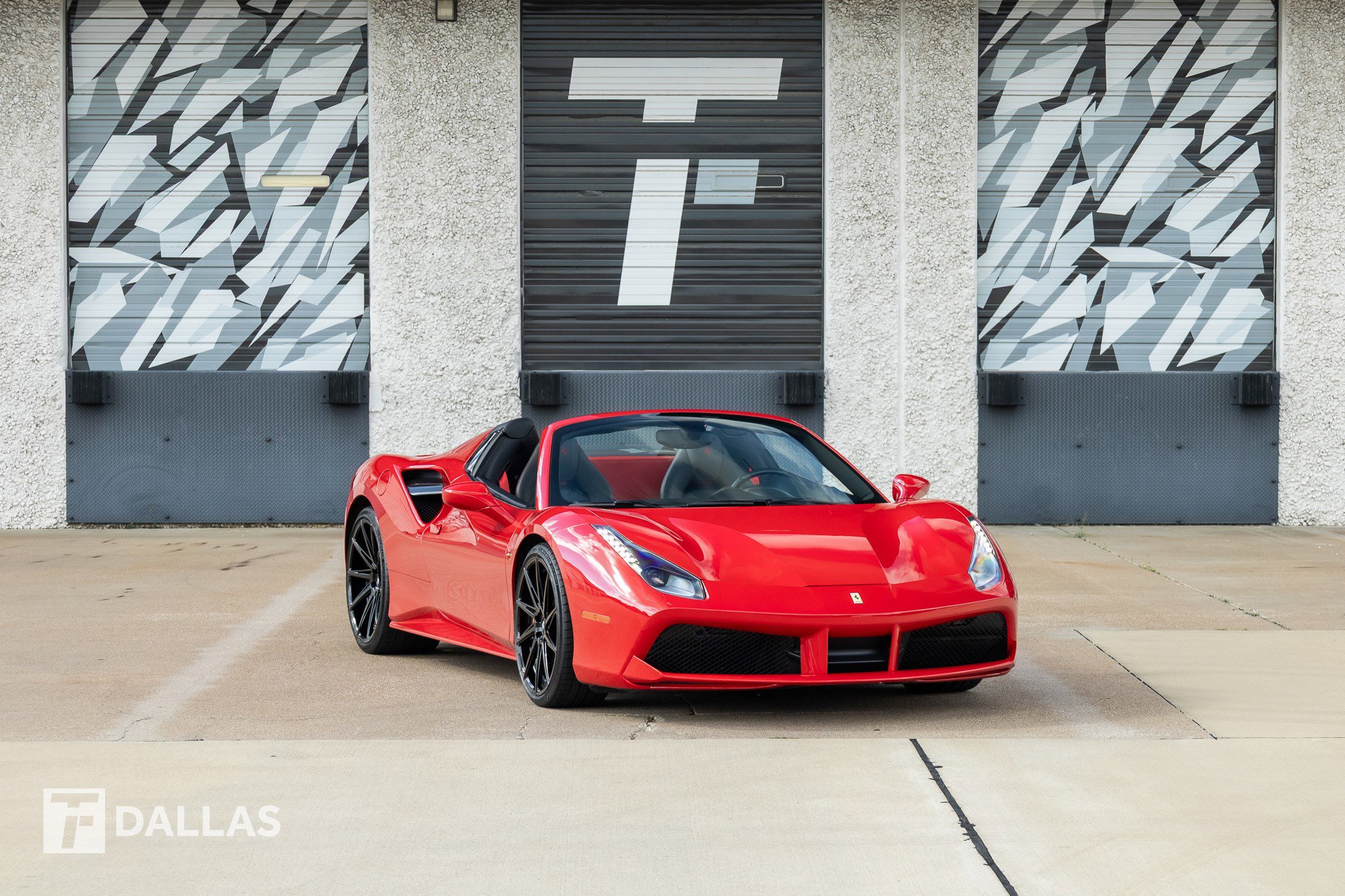 Used 2018 Ferrari 488 Spider RWD image 1