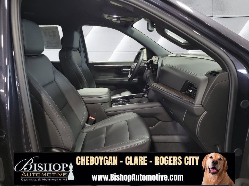 Used 2025 Chevrolet Tahoe Z71 image 27