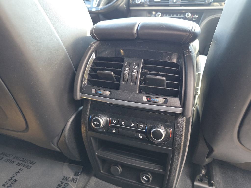 Used 2016 BMW X5 M AWD/4WD image 33