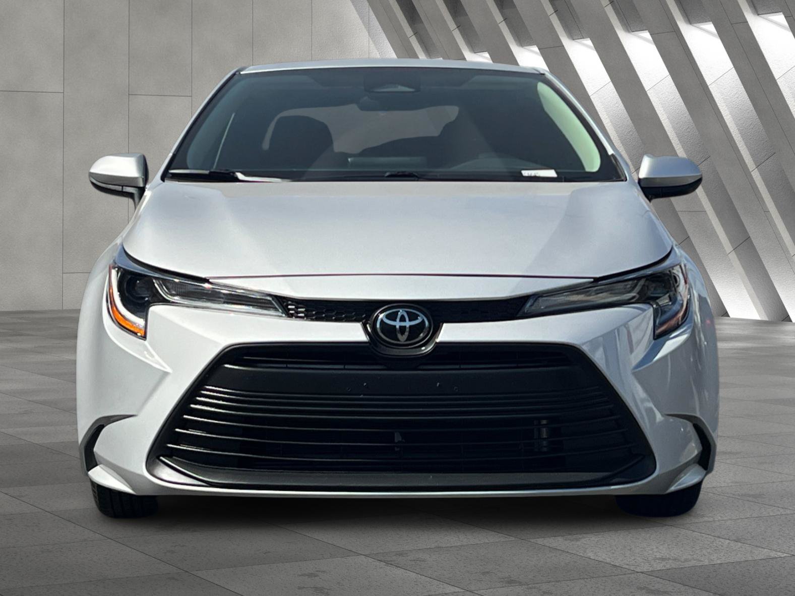 Used 2024 Toyota Corolla LE FWD image 9