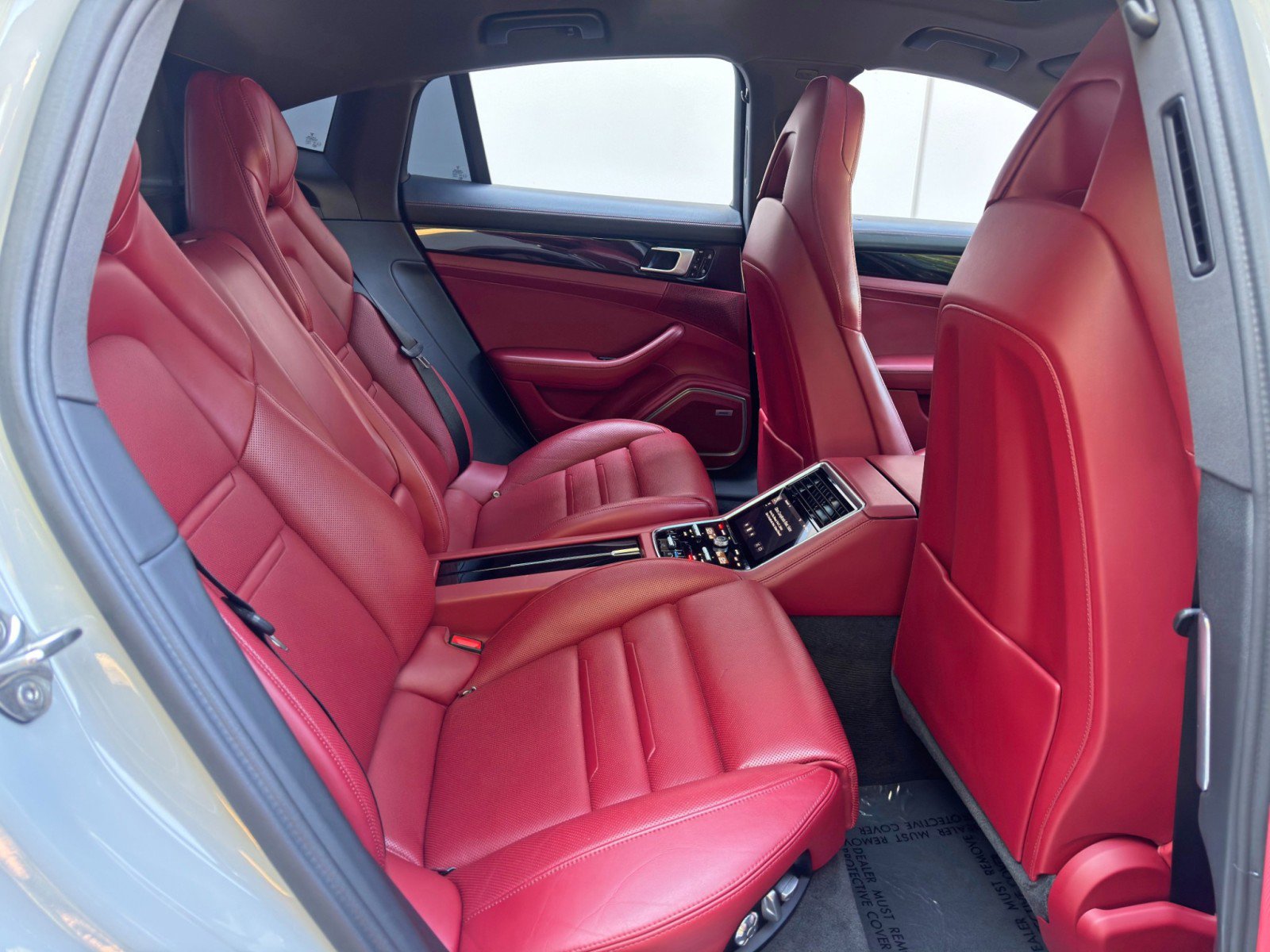 Used 2021 Porsche Panamera 4S image 44