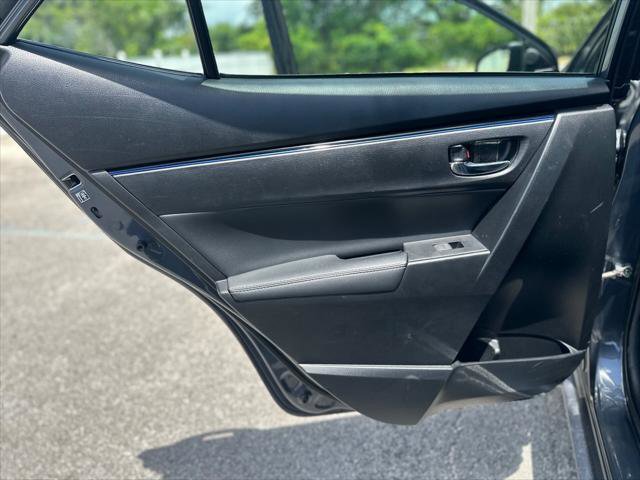 Used 2018 Toyota Corolla SE FWD image 16