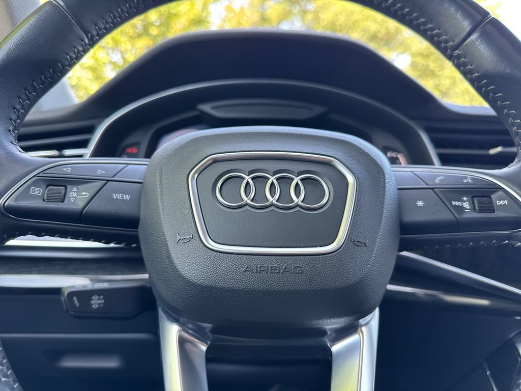 Used 2020 Audi Q8 Premium Plus w/ Premium Plus Package AWD/4WD image 30