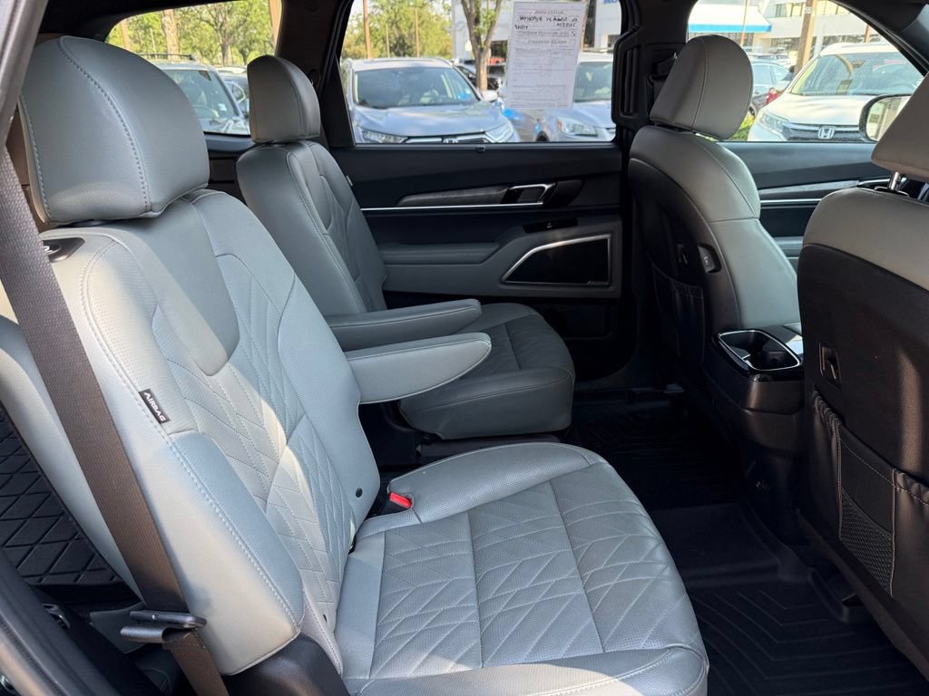 Used 2024 Kia Telluride EX X-Line AWD/4WD image 17