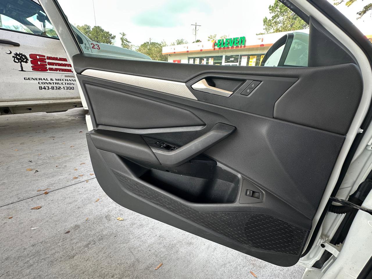 Used 2019 Volkswagen Jetta SE image 23