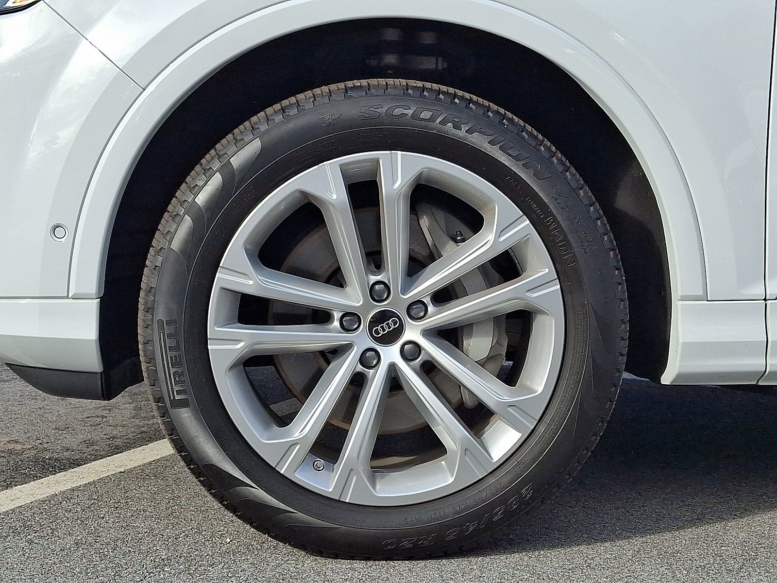 Used 2025 Audi Q7 3.0T Premium Plus image 8