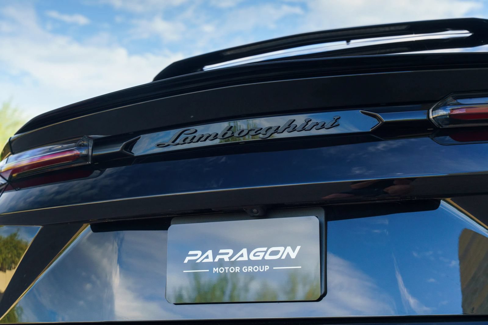 Used 2021 Lamborghini Urus AWD/4WD image 9