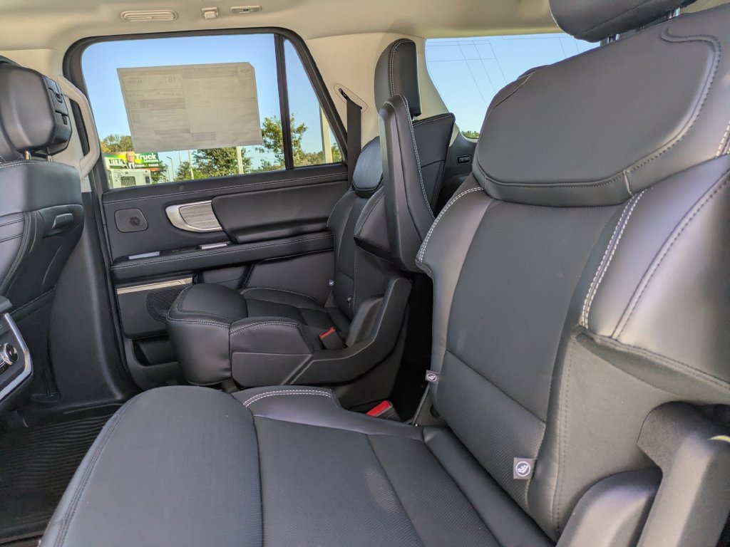 New 2027 Ford Expedition Max Platinum w/ Driver's Package RWD image 20