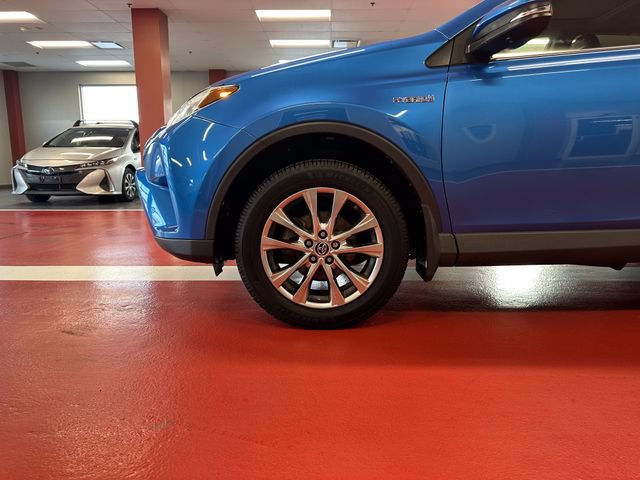 Certified 2016 Toyota RAV4 Limited w/ Advanced Technology Package AWD/4WD image 28