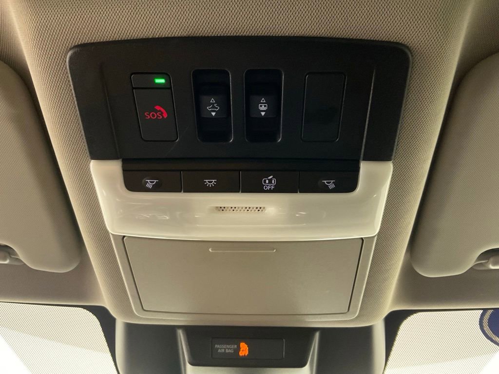 Used 2023 Nissan Rogue SV w/ SV Premium Package AWD/4WD image 19