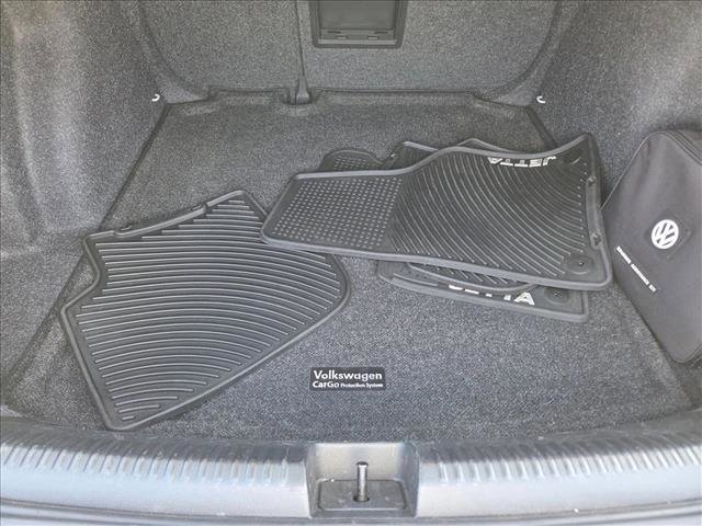 Used 2016 Volkswagen Jetta SEL FWD image 6