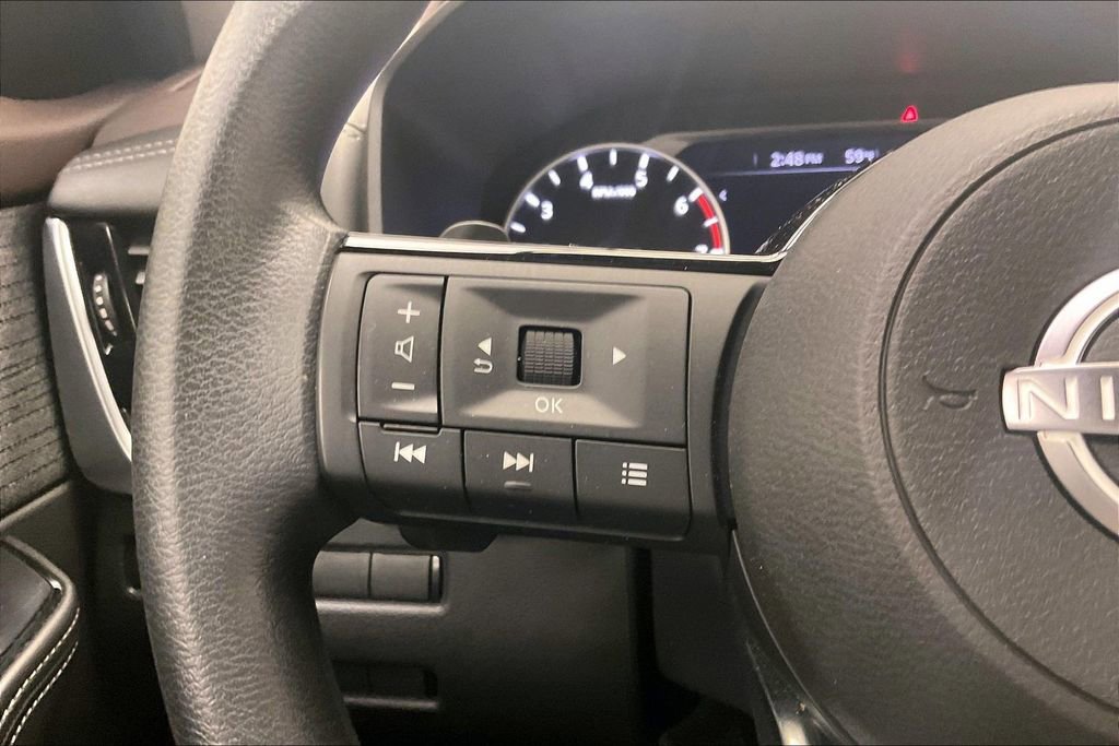 Certified 2022 Nissan Rogue SV image 19