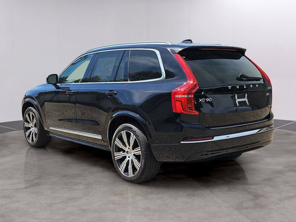 Used 2024 Volvo XC90 B5 Plus w/ Protection Package Premier AWD/4WD image 4