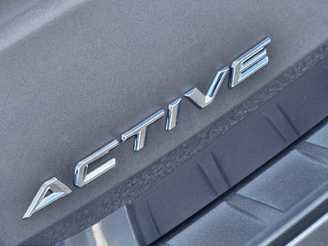 Used 2025 Ford Explorer Active w/ Active Comfort Package RWD image 13