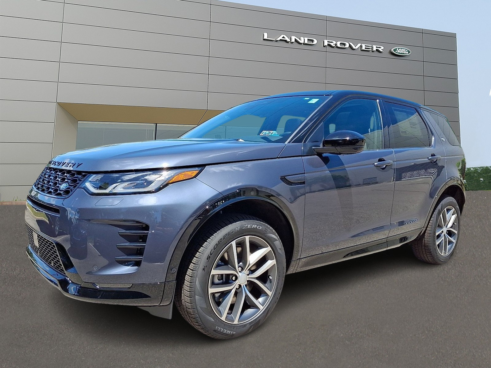 New 2026 Land Rover Discovery Sport Landmark AWD/4WD image 1