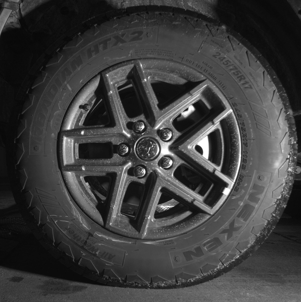 Used 2025 Jeep Wrangler Sport S image 12