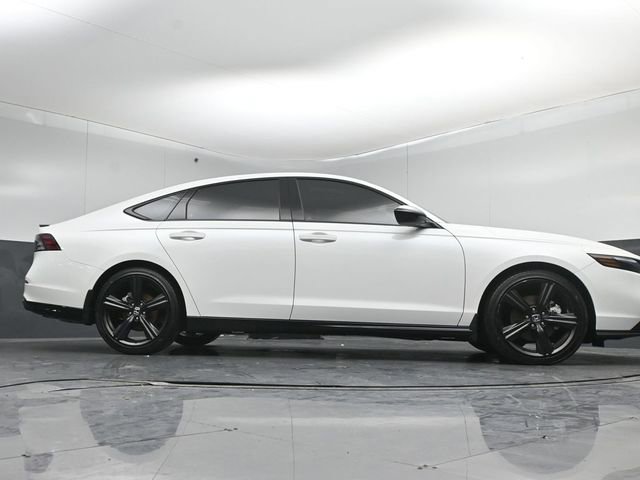 Used 2025 Honda Accord Sport image 42