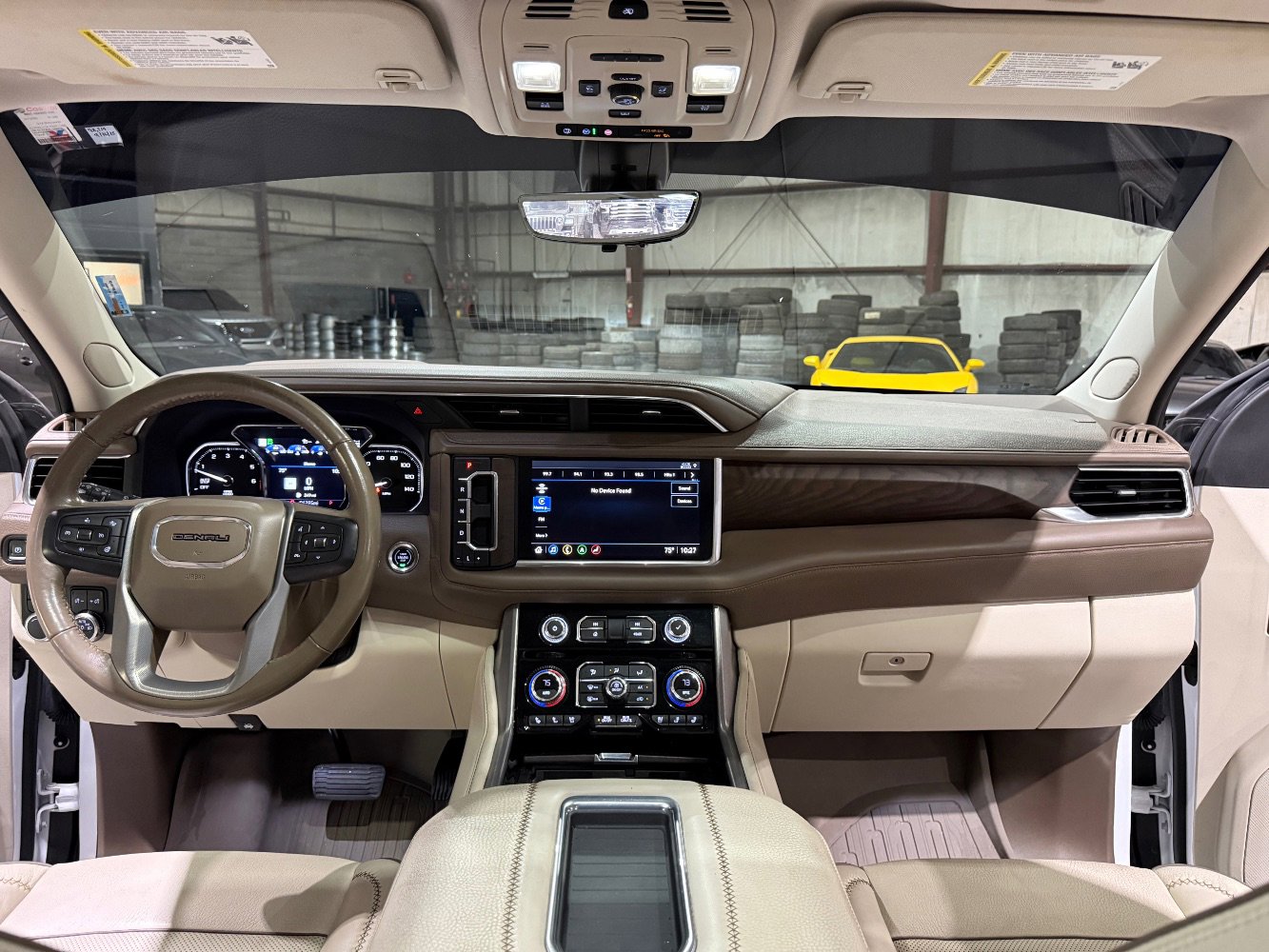 Used 2021 GMC Yukon XL Denali w/ Denali Premium Package image 35