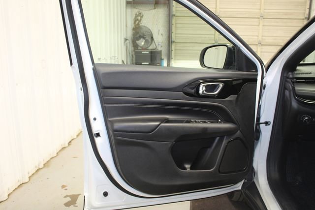 Used 2022 Jeep Compass Altitude w/ Convenience Group image 9