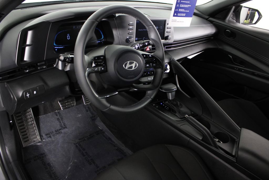 Used 2026 Hyundai Elantra Sport image 19