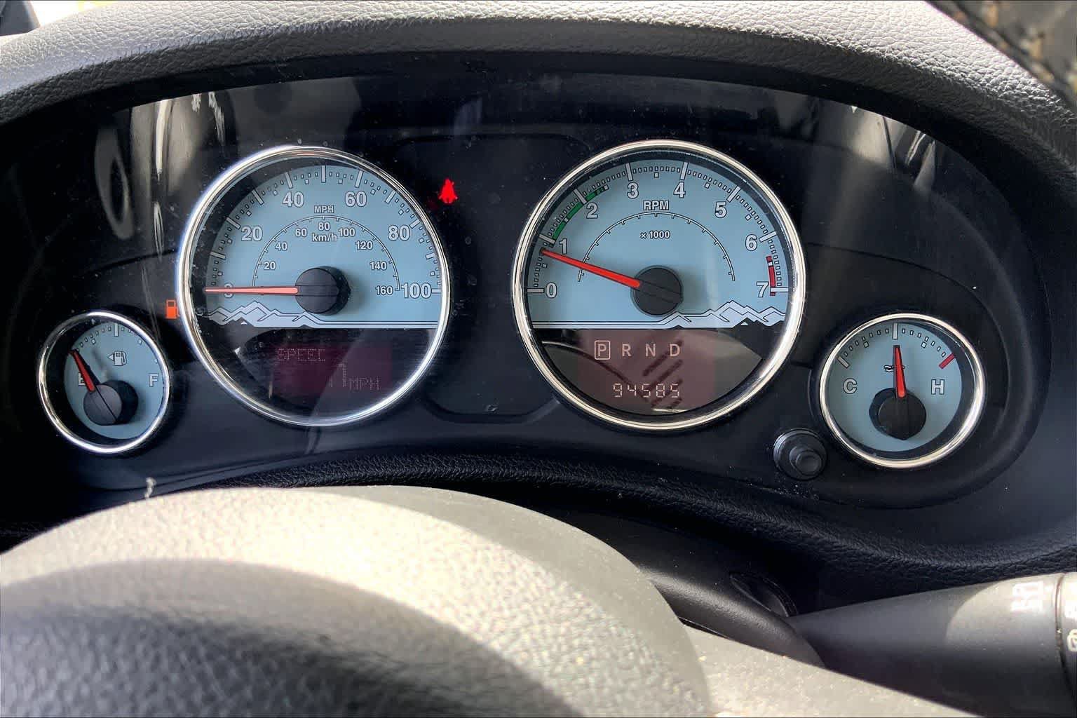 Used 2014 Jeep Wrangler Sahara AWD/4WD image 16