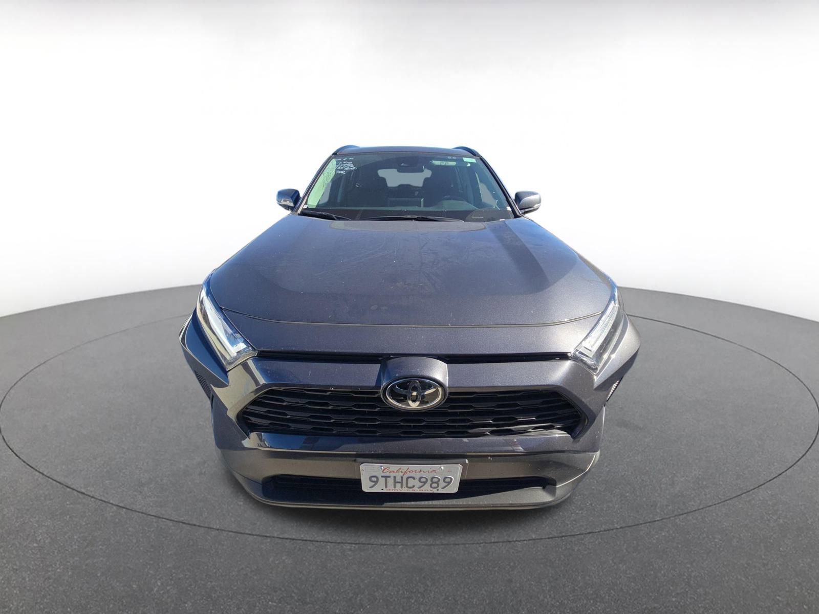 Used 2025 Toyota RAV4 XLE image 3