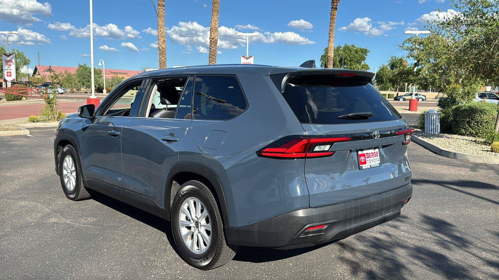 Used 2024 Toyota Grand Highlander FWD image 6