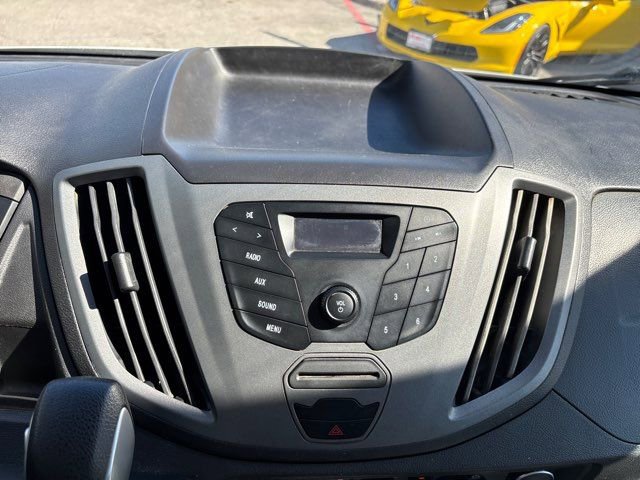 Used 2018 Ford Transit 350 XL image 32