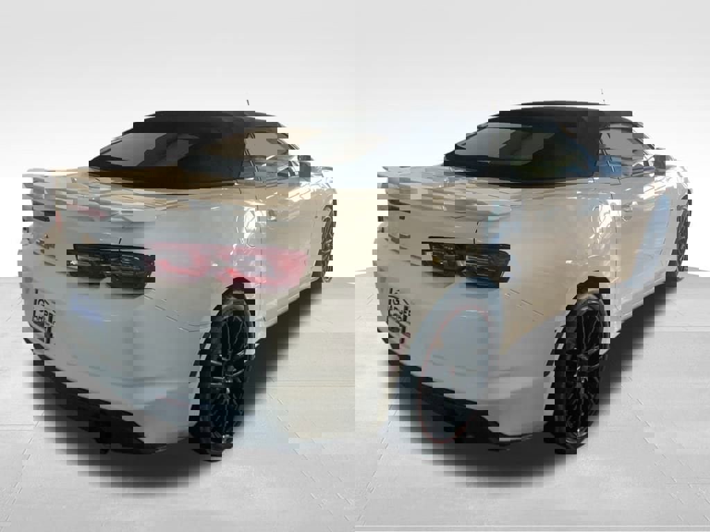 Used 2020 Chevrolet Camaro LT image 5