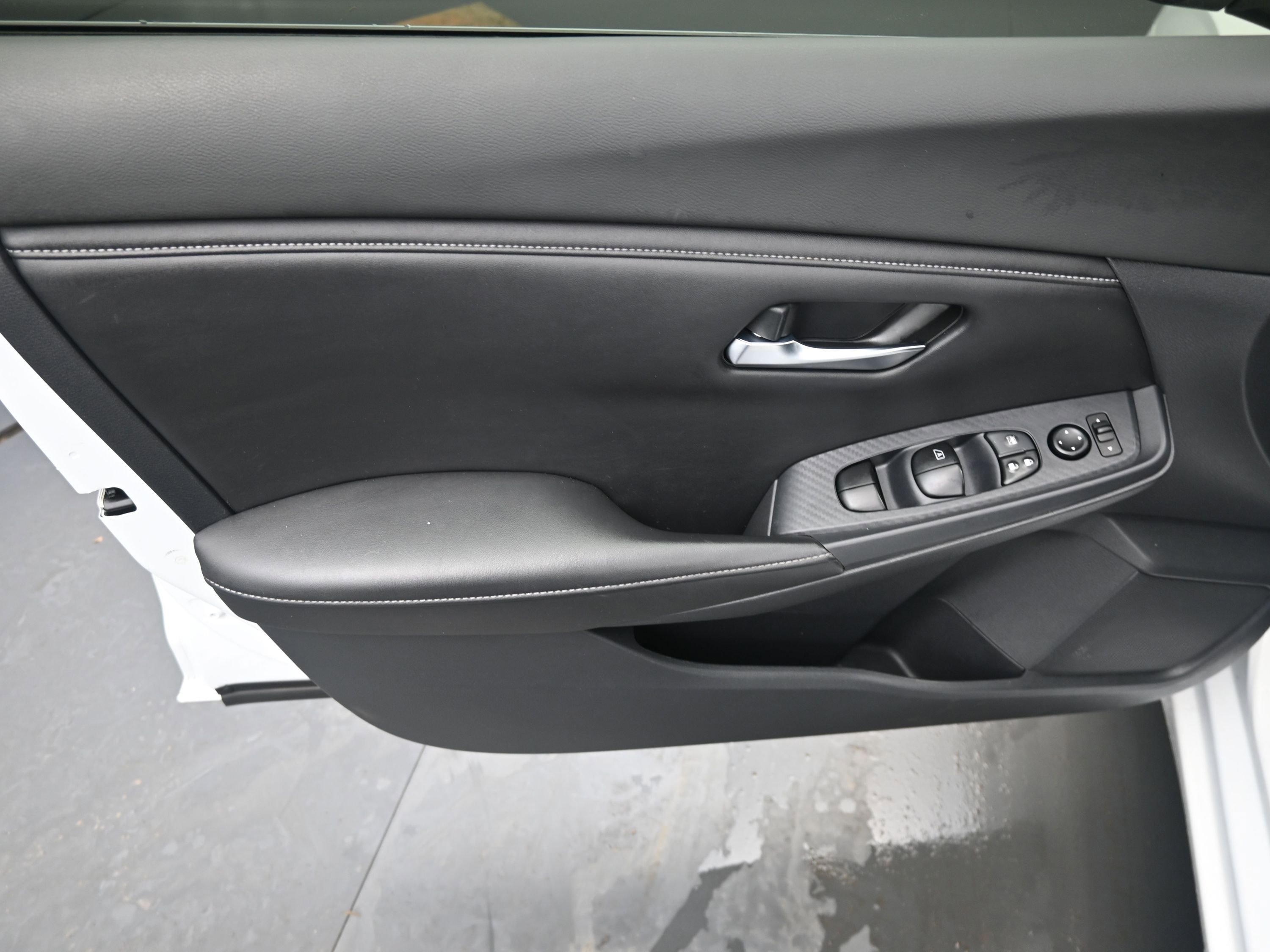 Used 2020 Nissan Sentra S w/ Trunk Package image 11