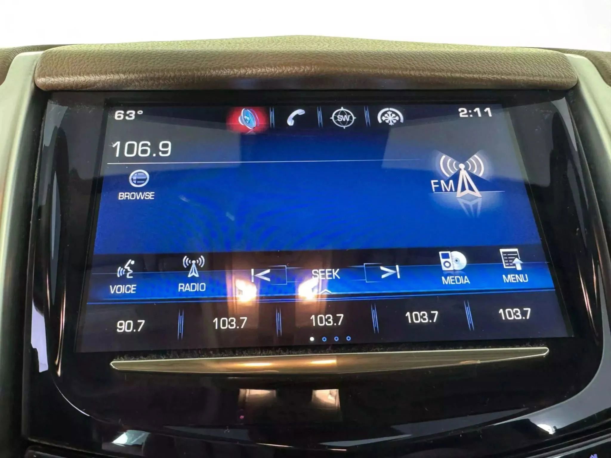 Used 2016 Cadillac SRX Luxury w/ Driver Awareness Package image 20