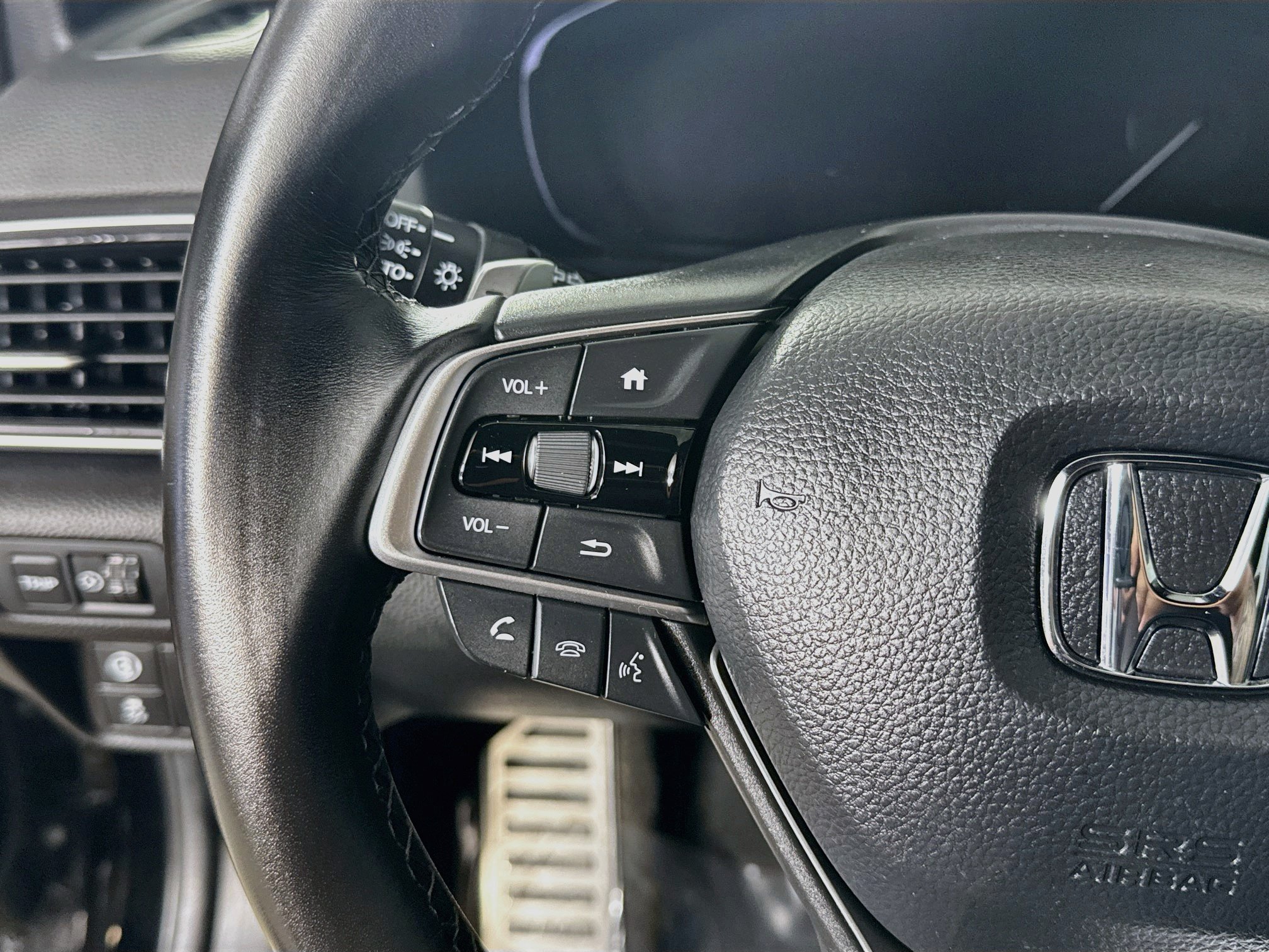 Used 2021 Honda Accord Sport image 14