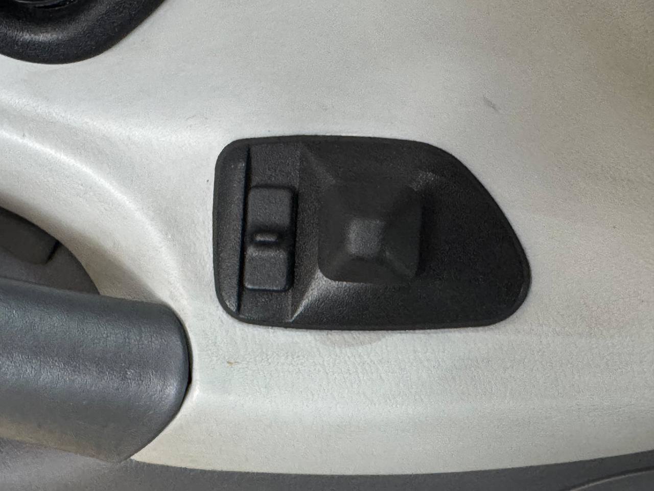 Used 1998 BMW M3 Sedan RWD image 17
