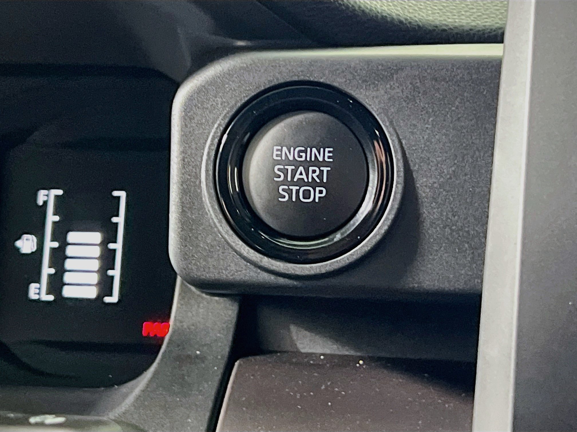 Used 2025 Toyota Tacoma SR5 AWD/4WD image 22