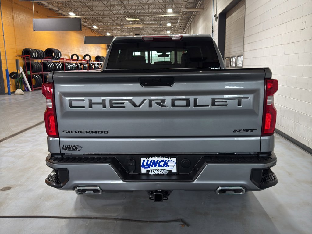 Used 2022 Chevrolet Silverado 1500 RST w/ Convenience Package II image 4