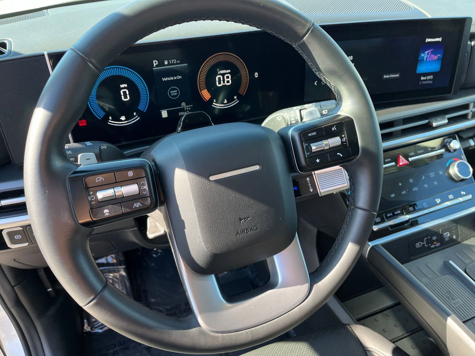 Used 2025 Hyundai Santa Fe SEL image 29