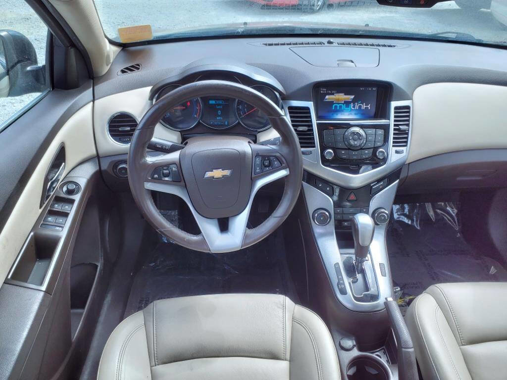 Used 2014 Chevrolet Cruze LTZ FWD image 10