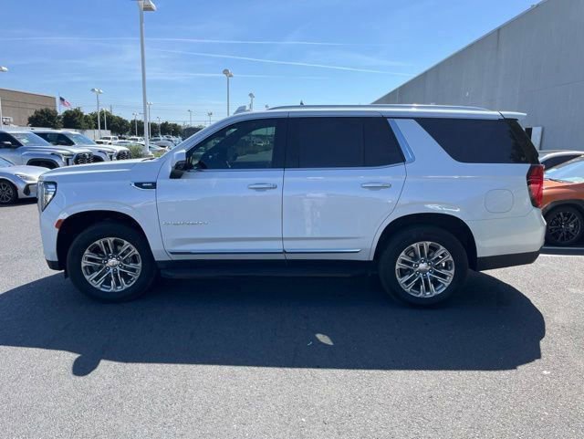 Used 2023 GMC Yukon SLT w/ SLT Luxury Package AWD/4WD image 7