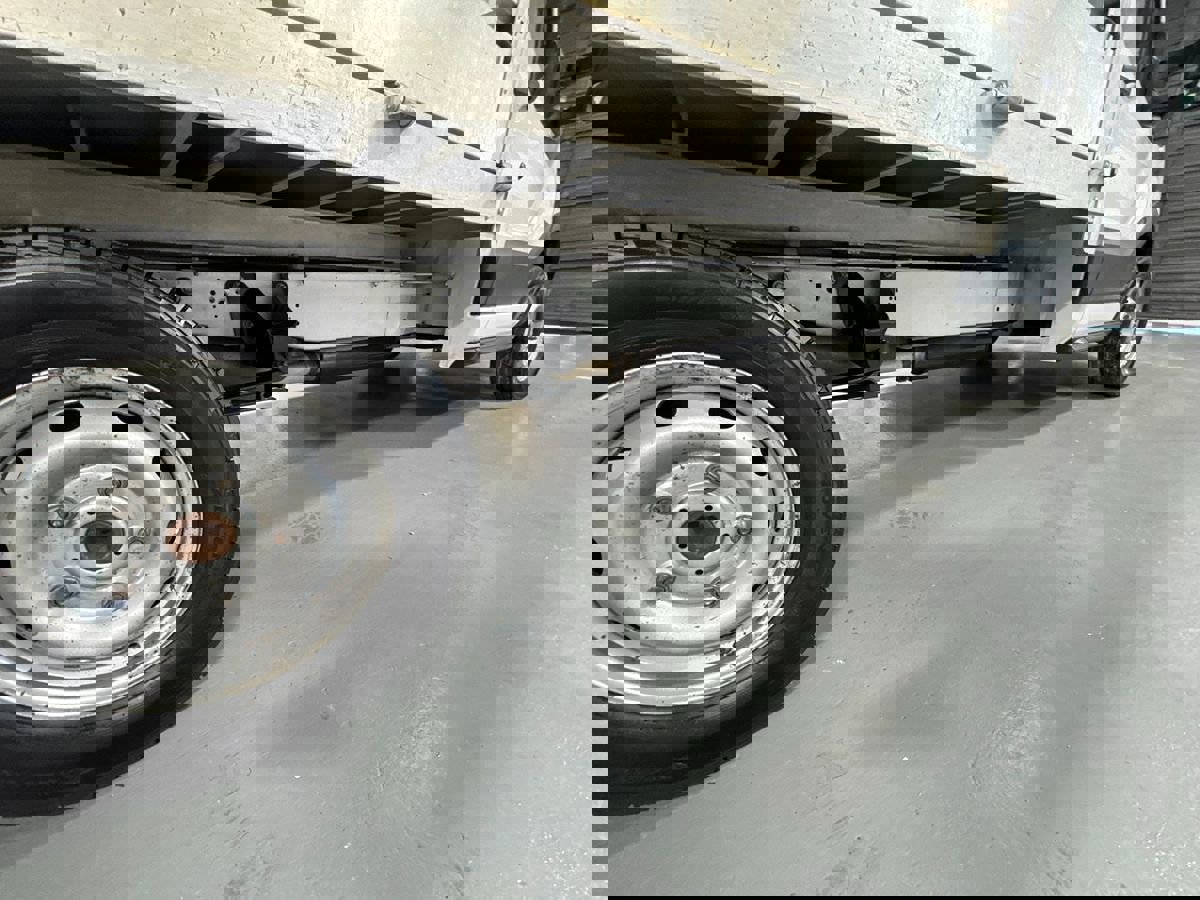 Used 2018 Ford Transit 250 138 image 3