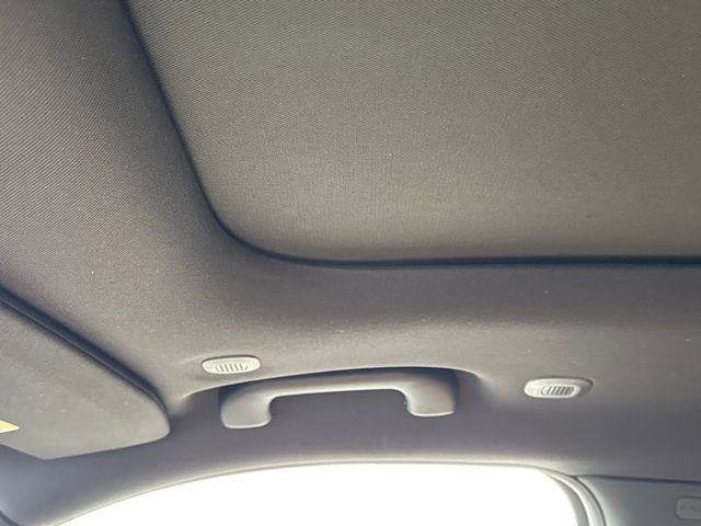 Used 2023 Jeep Grand Cherokee L Summit w/ Luxury Tech Group V image 15